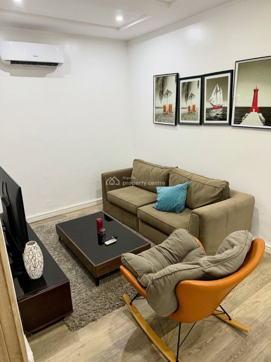 Nicely Furnished 3 Bedroom Apartment, Lekki, Lagos, Flat / Apartment Short Let
