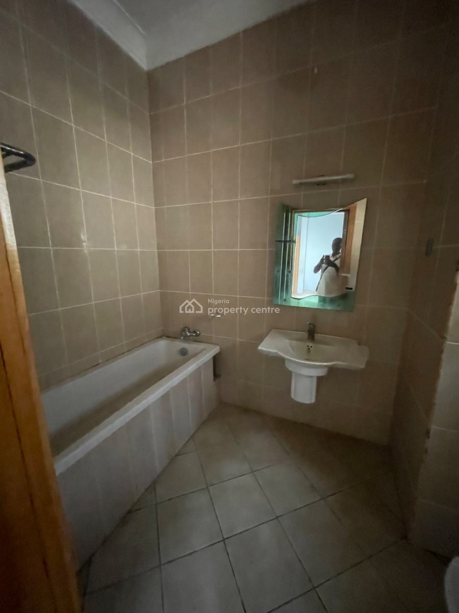 4 Bedroom Fully Detached with 2 Bq, Off Admiralty Way, Lekki Phase 1, Lekki, Lagos, Detached Duplex for Rent