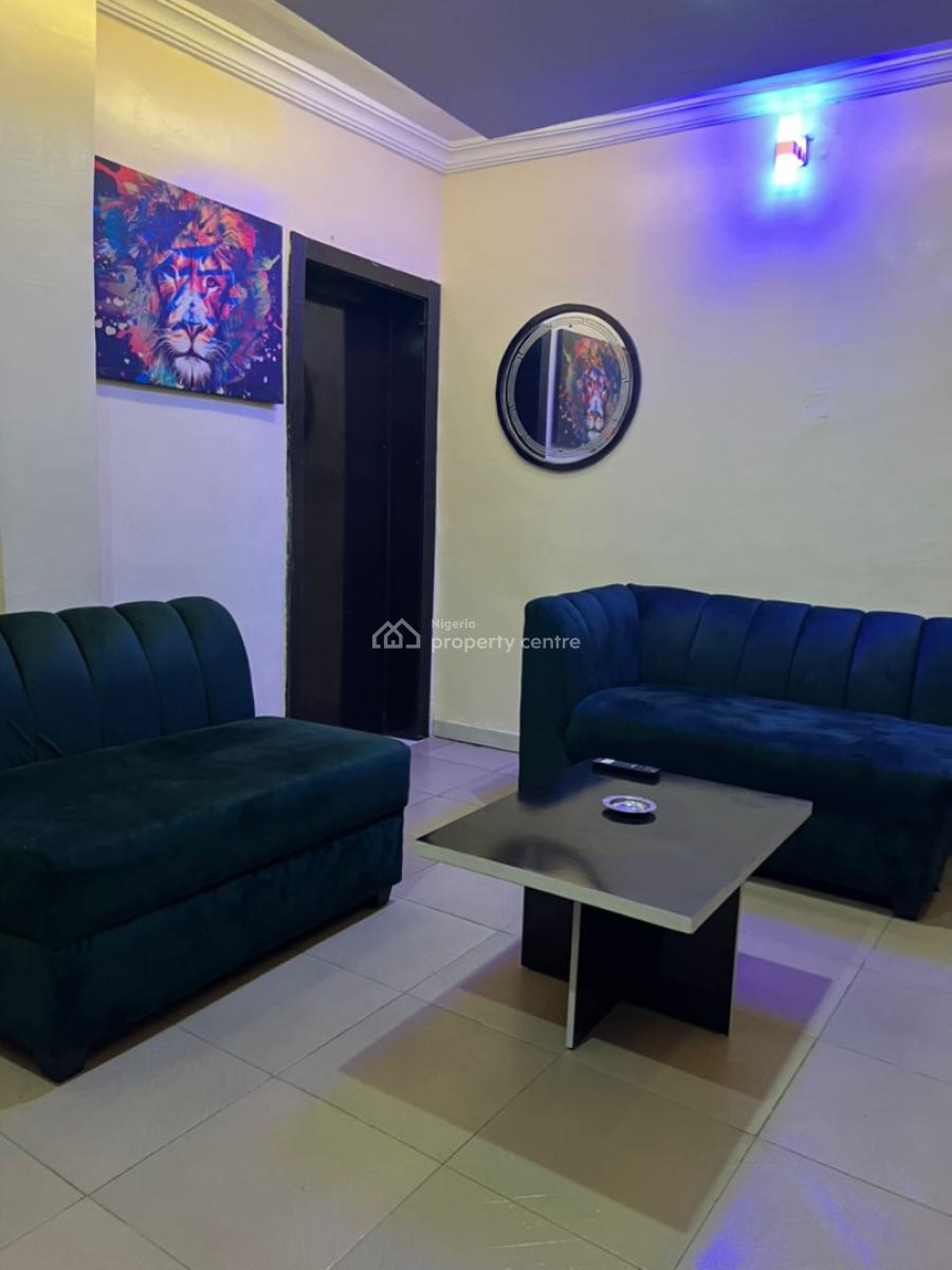 Studio Apartment with a Swimming Pool, 212 Olaniyi Street, Abule Egba, Agege, Lagos, Flat / Apartment Short Let