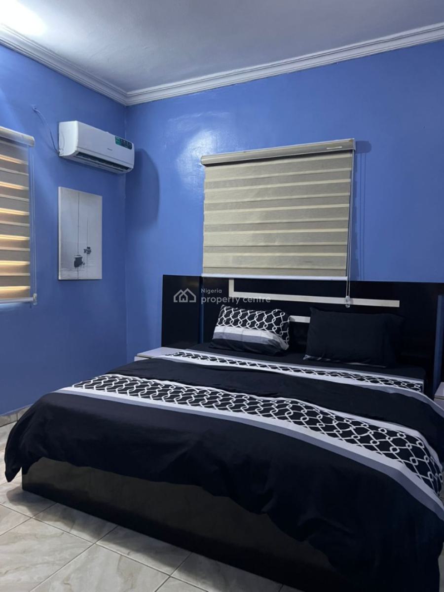 Studio Apartment with a Swimming Pool, 212 Olaniyi Street, Abule Egba, Agege, Lagos, Flat / Apartment Short Let