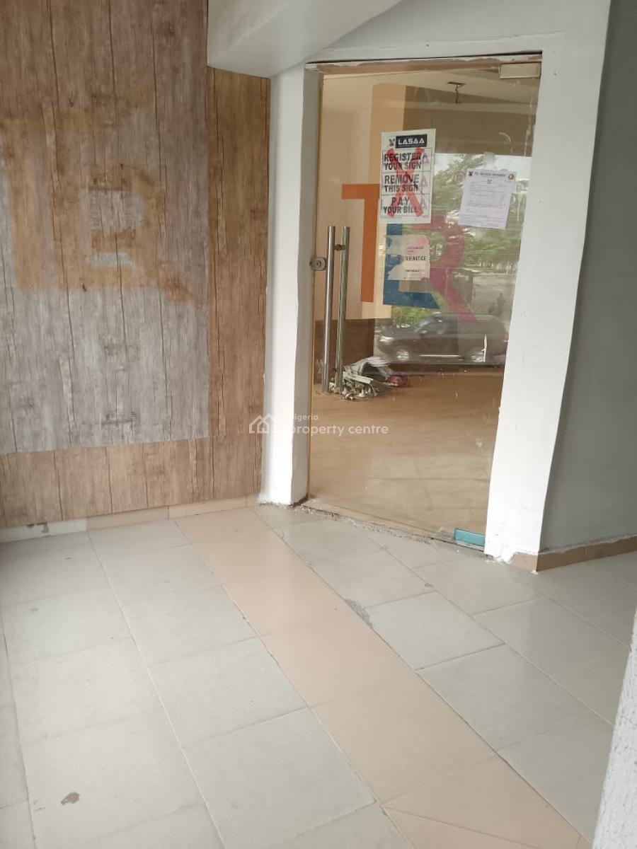 Vacant Shop, Lekki Phase 1, Lekki, Lagos, Plaza / Complex / Mall for Rent
