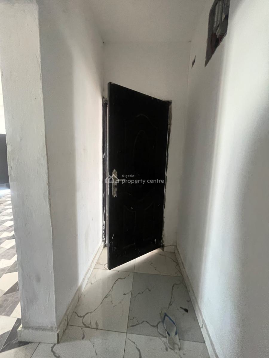 2 Bedroom Flat, Costal Road, Okun-ajah, Ajah, Lagos, Flat / Apartment for Rent