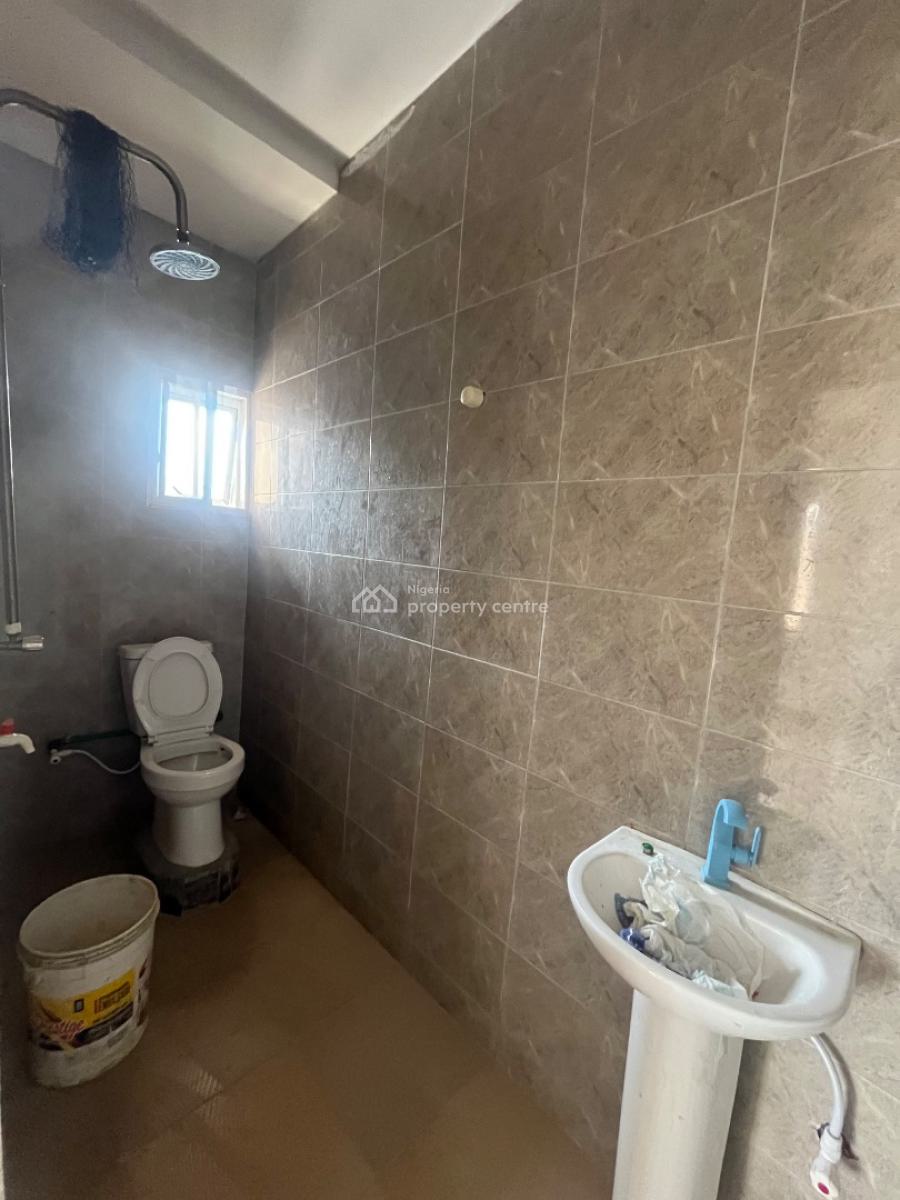 2 Bedroom Flat, Costal Road, Okun-ajah, Ajah, Lagos, Flat / Apartment for Rent
