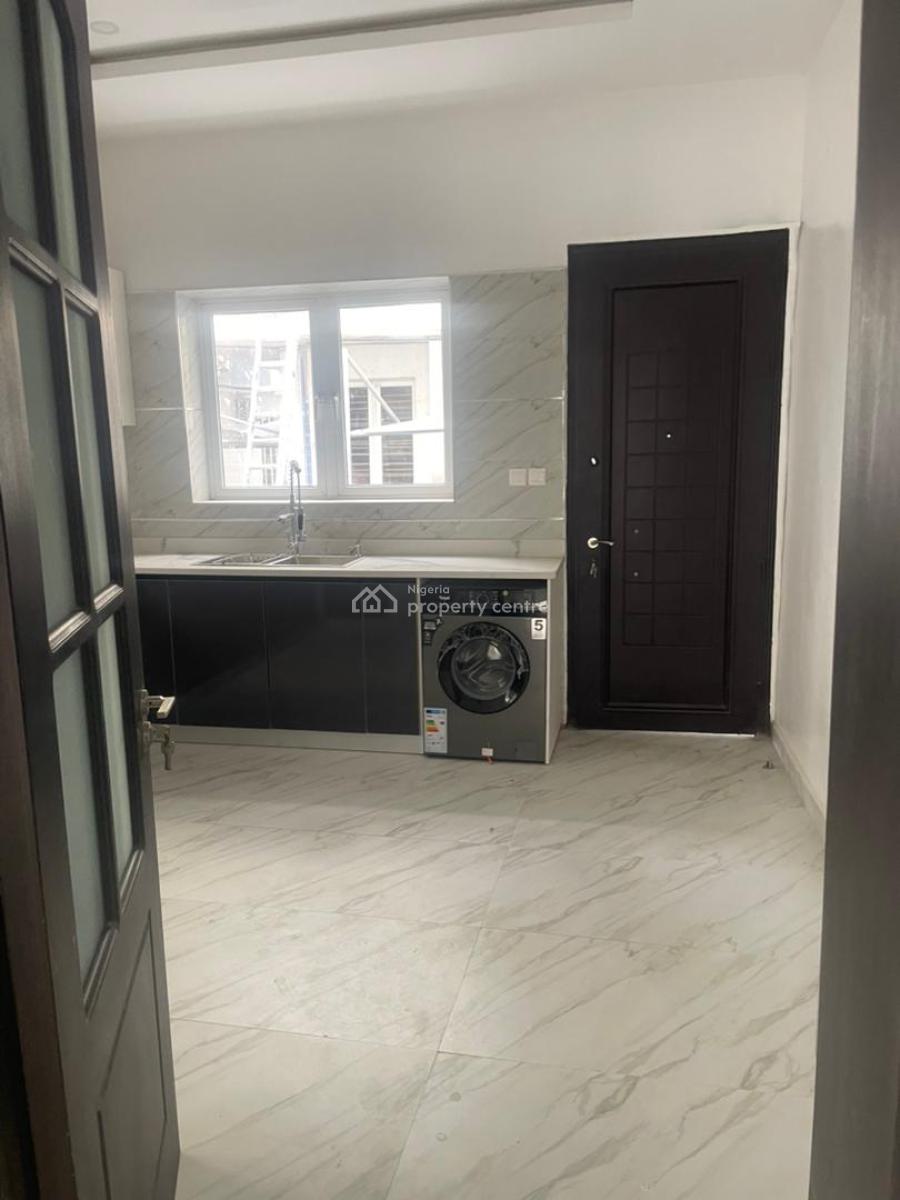4 Bedroom Semi-detached with B.q, Vintage Park I, Osapa, Osapa, Lekki, Lagos, Semi-detached Duplex for Sale