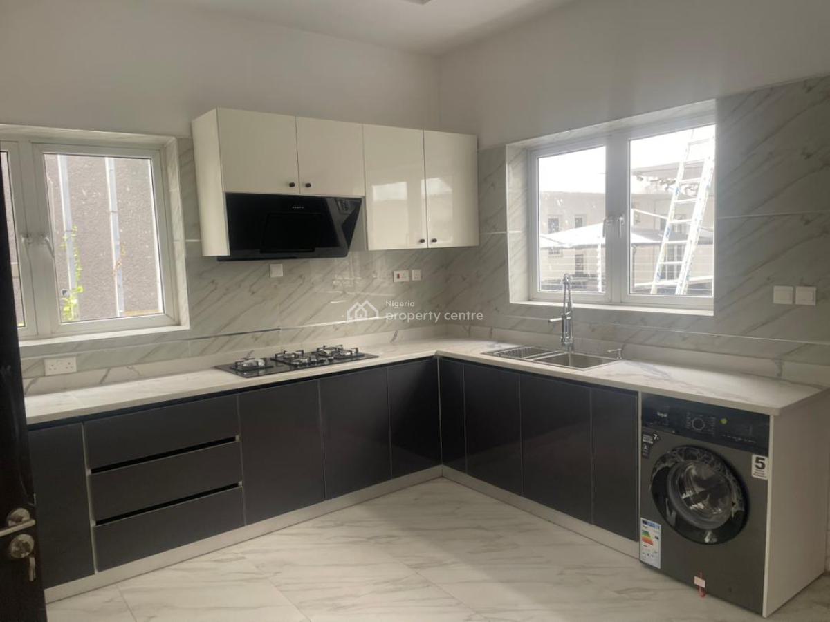 4 Bedroom Semi-detached with B.q, Vintage Park I, Osapa, Osapa, Lekki, Lagos, Semi-detached Duplex for Sale