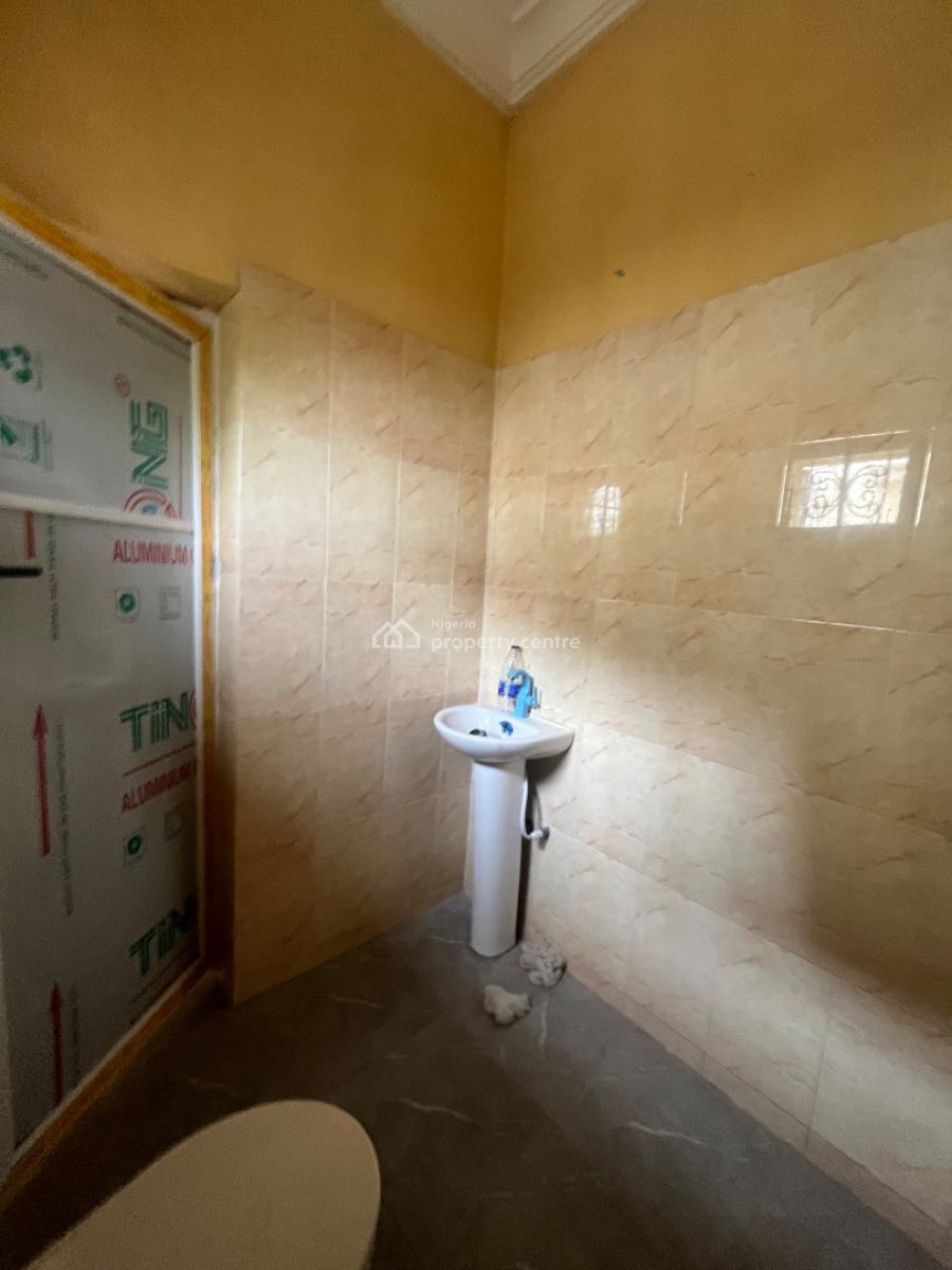 3 Bedroom Flat, Costal Road, Okun-ajah, Ajah, Lagos, Flat / Apartment for Rent