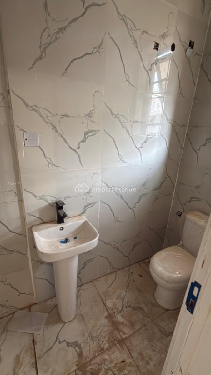 Beautiful 3 Bedroom Apartment with Bq, Jahi, Abuja, Flat / Apartment for Rent