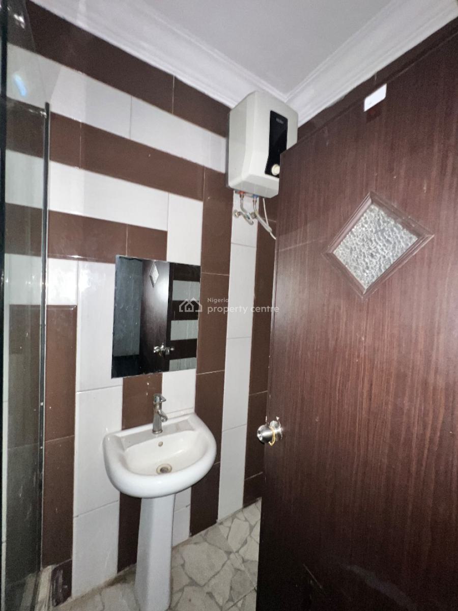a Standard 2bedroom Flat, Mobil Road Ajah, Lekki Phase 2, Lekki, Lagos, Flat / Apartment for Rent