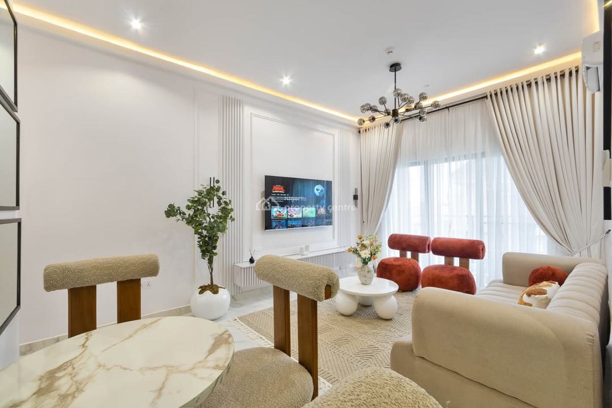 Nicely Furnished 2 Bedroom Apartment, Lekki Phase 1, Lekki, Lagos, Flat / Apartment Short Let