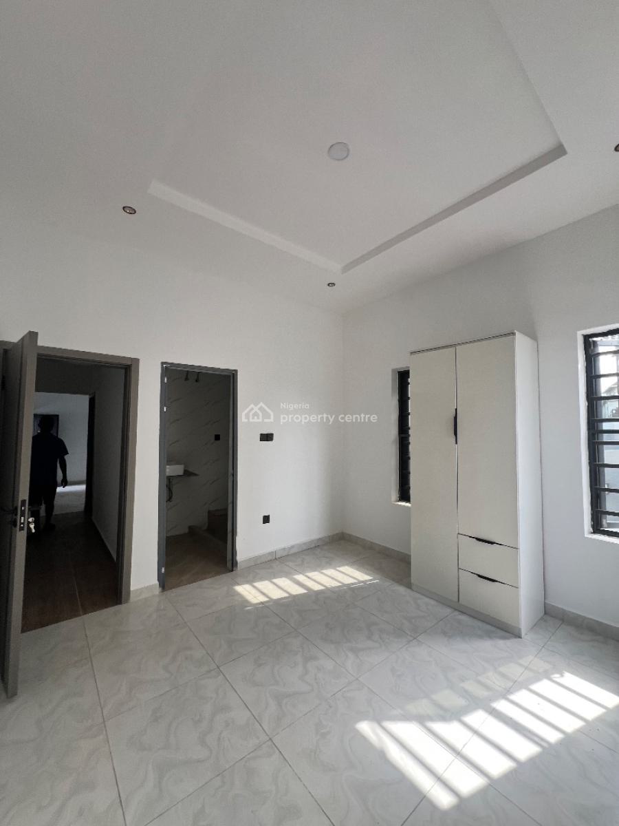 a Well Built Room and Parlor, Before Skymall Ajah, Lekki Phase 2, Lekki, Lagos, Mini Flat (room and Parlour) for Rent