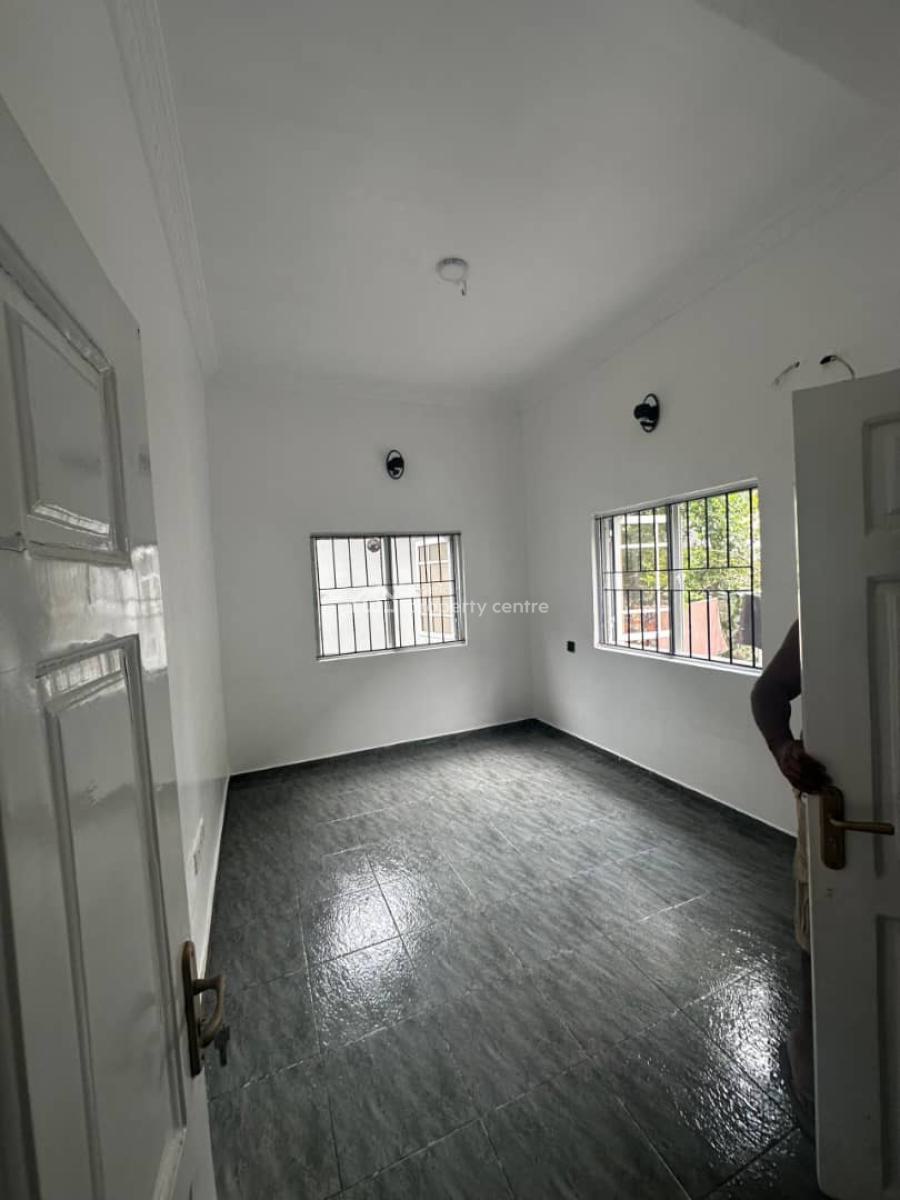 2 Bedroom Flat, Lekki Phase 1, Lekki, Lagos, Flat / Apartment for Rent