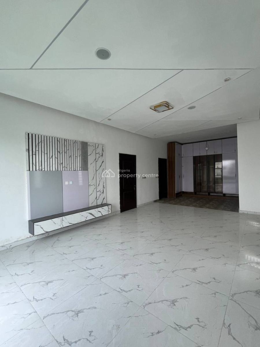 5 Bedroom Detached House with Bq, Osapa, Lekki, Lagos, Detached Duplex for Sale