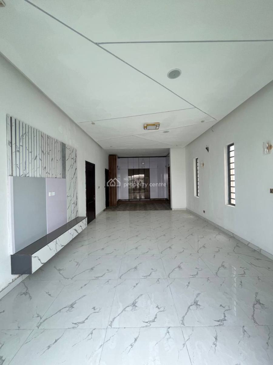 5 Bedroom Detached House with Bq, Osapa, Lekki, Lagos, Detached Duplex for Sale