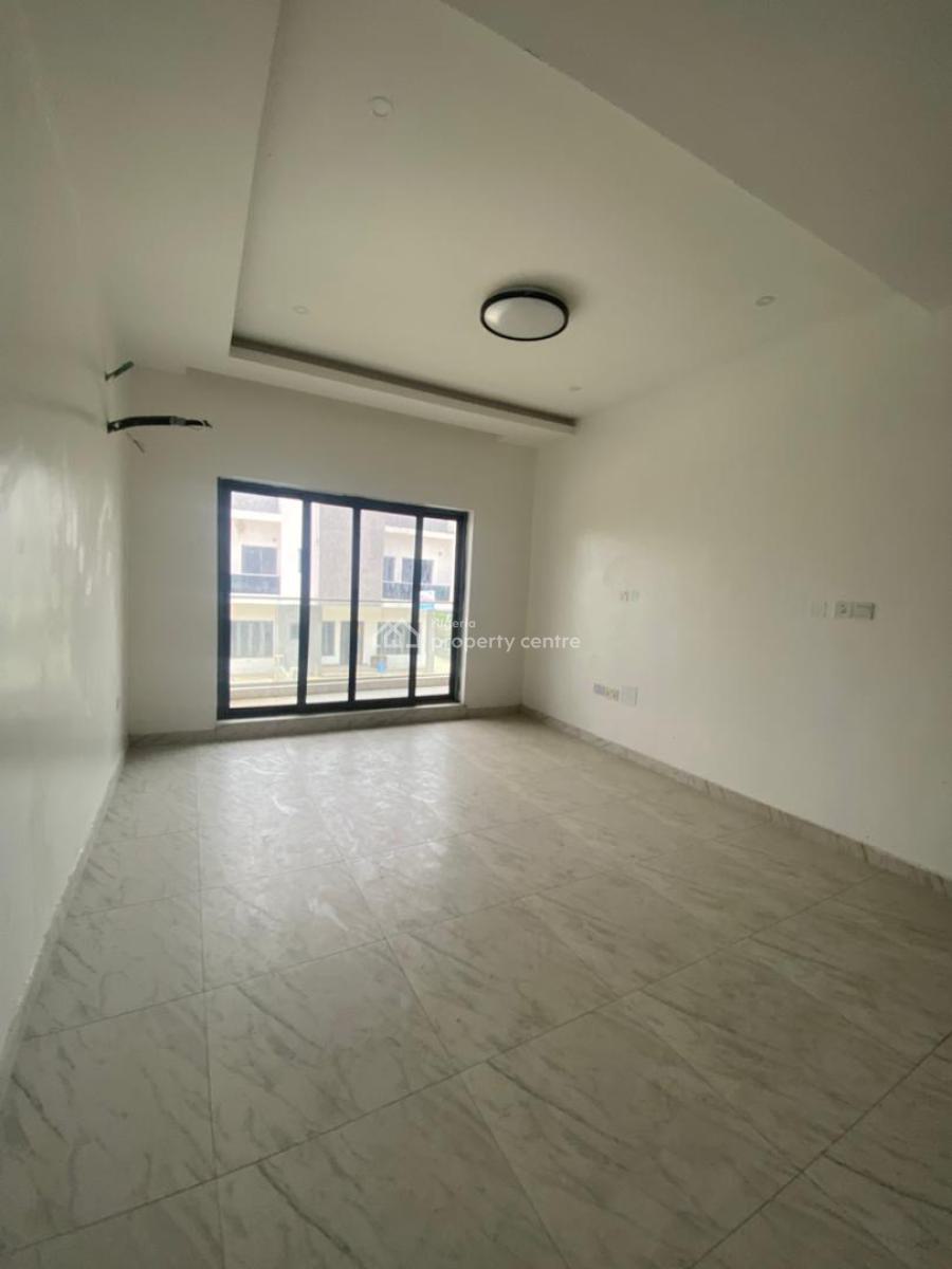 Luxury and Beautiful  Service with a B Q, Lekki Scheme 2, Ajah, Lagos, Terraced Duplex for Rent