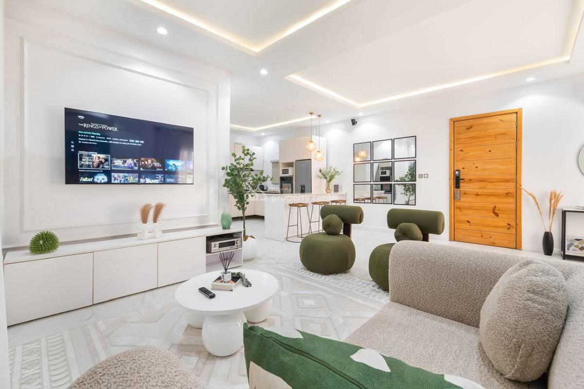 Nicely Furnished 2 Bedroom Apartment, Lekki Phase 1, Lekki, Lagos, Flat / Apartment Short Let