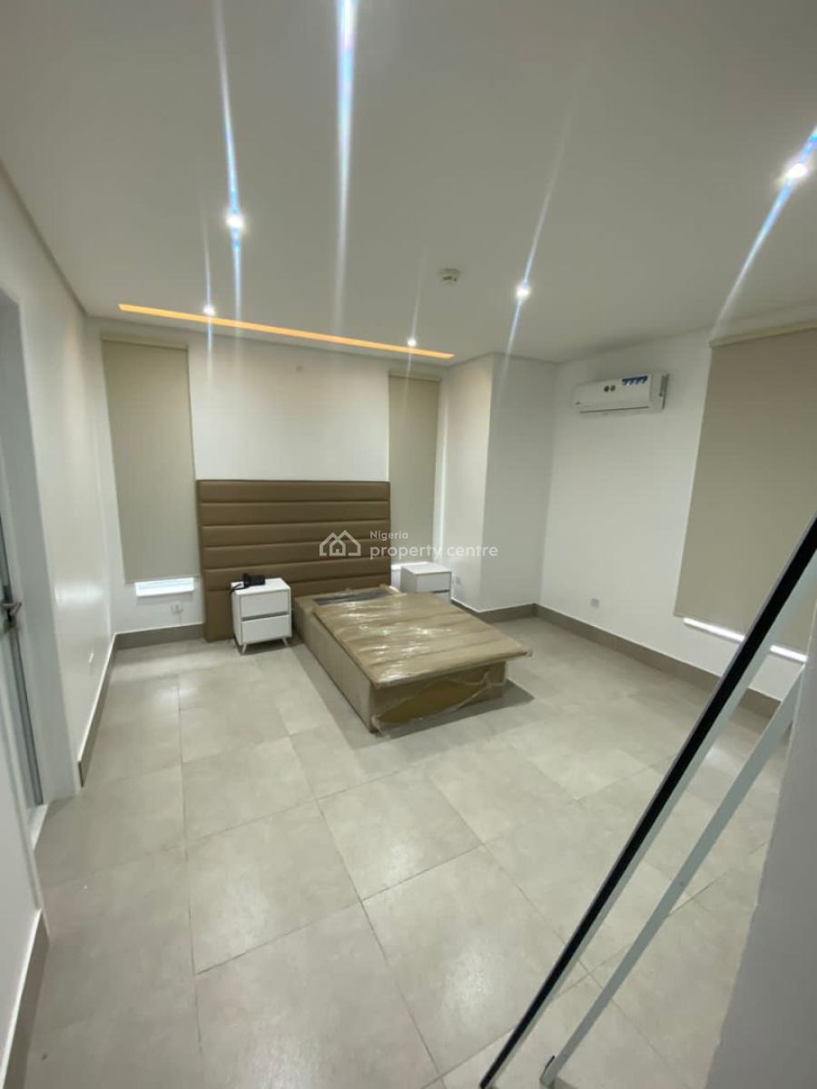 Clean & Spacious Furnished 3-bedroom Apartment with Staff Quarters, Banana Island, Ikoyi, Lagos, Flat / Apartment for Rent