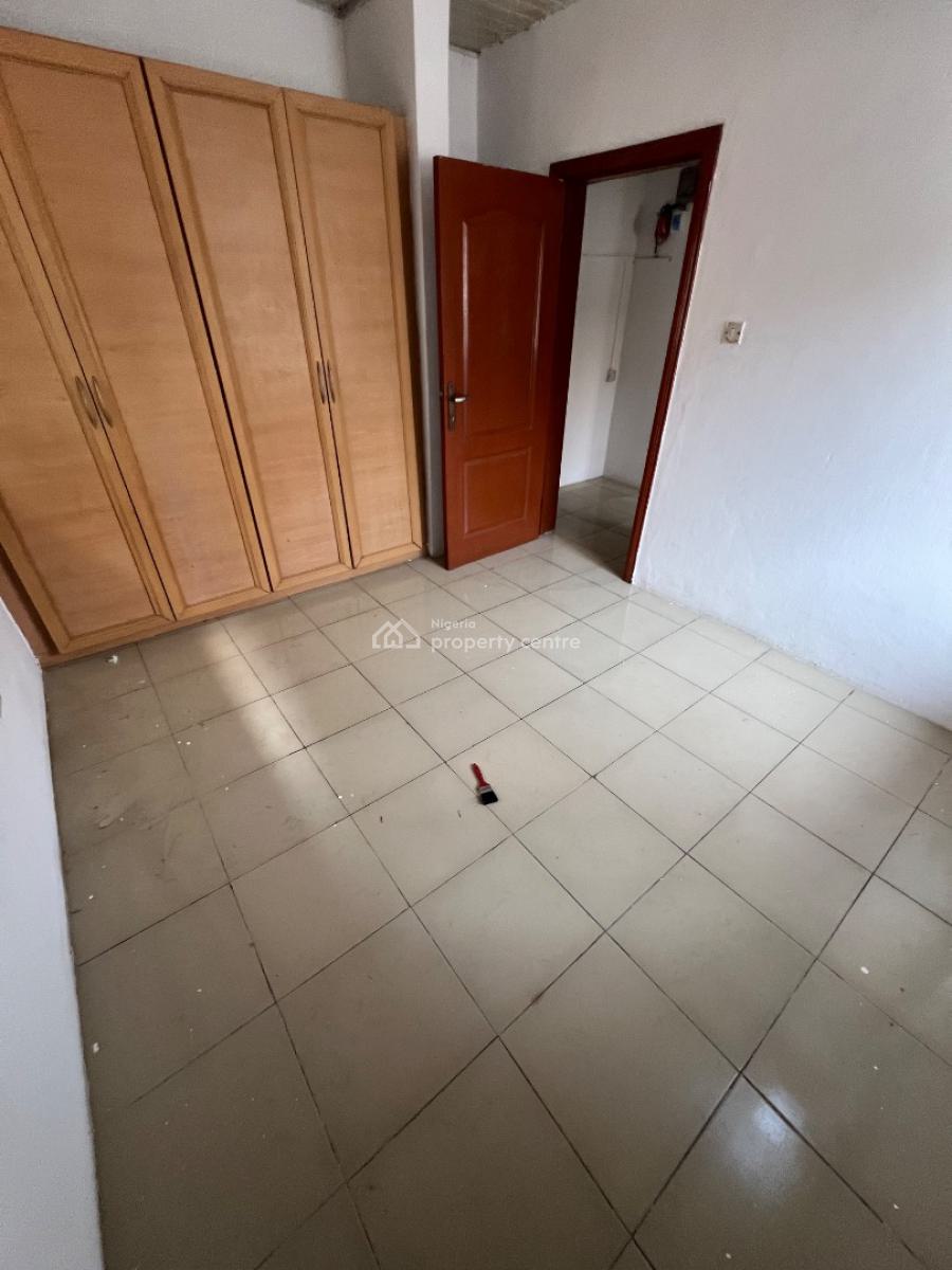 Standard Room and Parlour (upstairs), Lekki Phase 1, Lekki, Lagos, Mini Flat (room and Parlour) for Rent