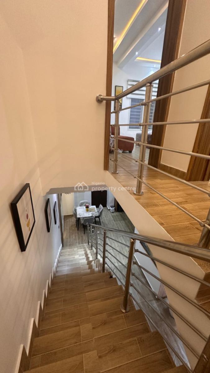 Fully Furnished 2 Bedroom Masionette, Lekki Phase 1, Lekki, Lagos, Flat / Apartment for Rent