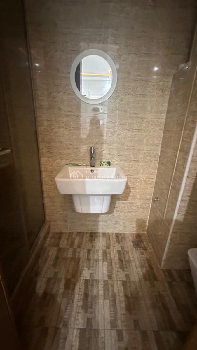 Fully Furnished 2 Bedroom Masionette, Lekki Phase 1, Lekki, Lagos, Flat / Apartment for Rent