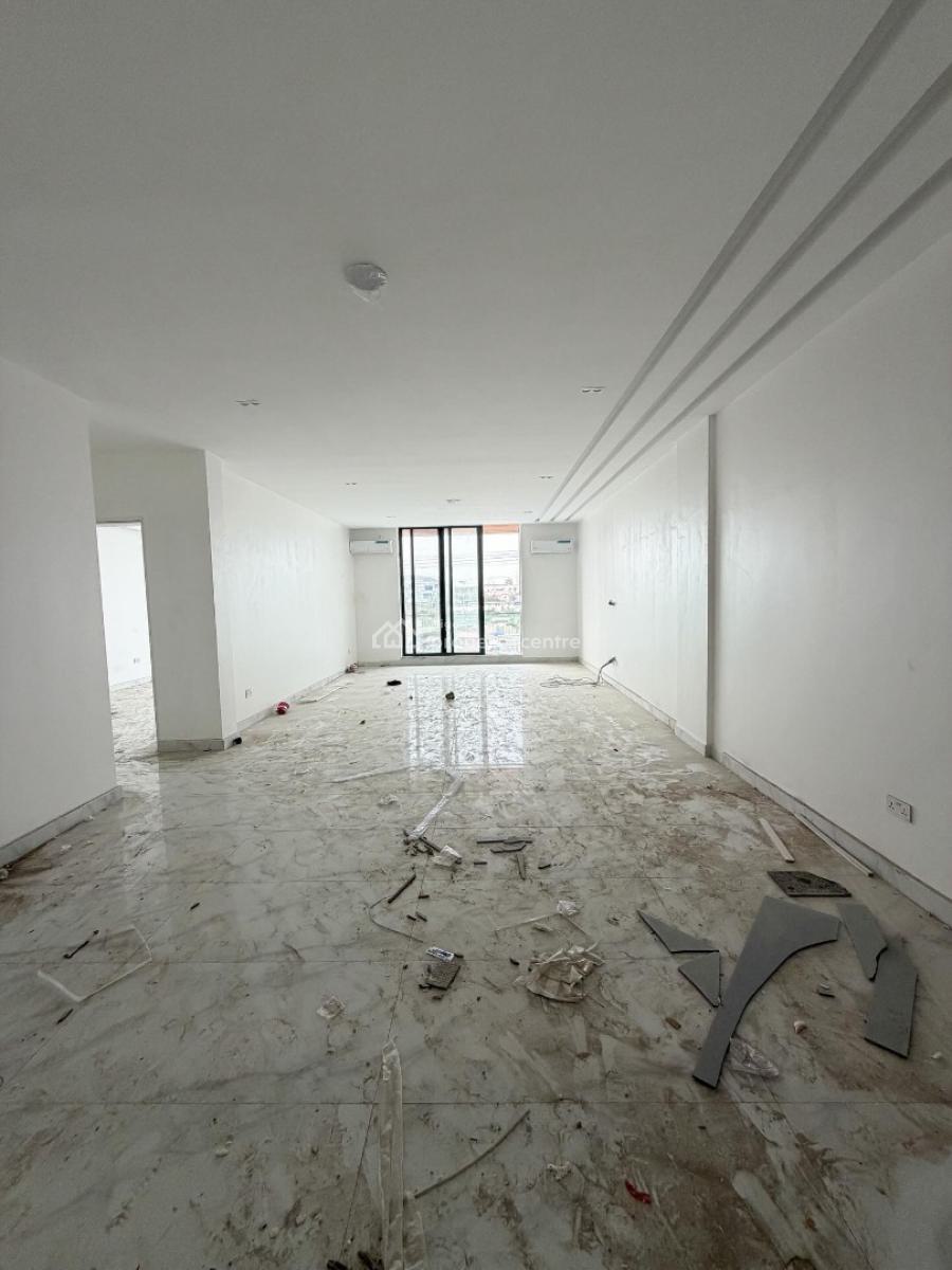 Stunning 2 Bedroom Apartment with Bq, Lekki Phase 1, Lekki, Lagos, Block of Flats for Sale