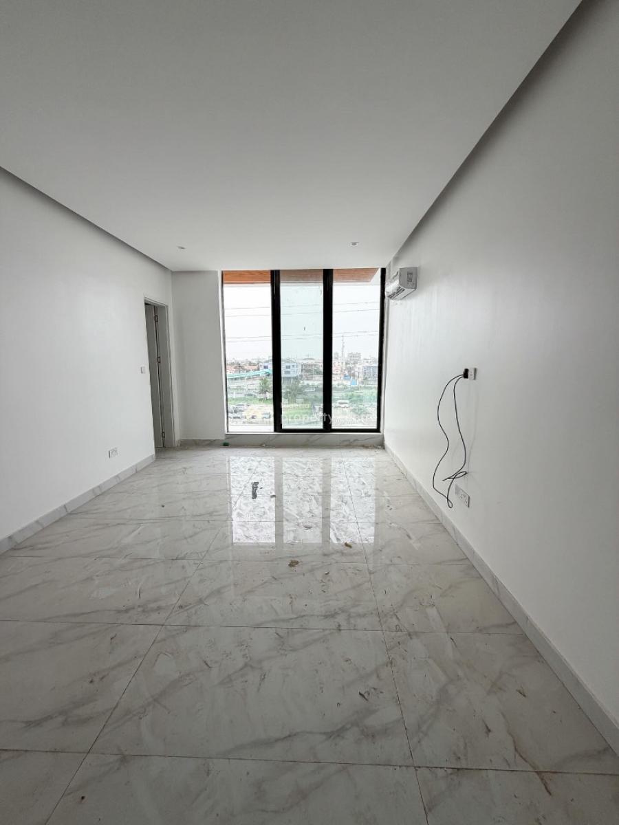 Stunning 2 Bedroom Apartment with Bq, Lekki Phase 1, Lekki, Lagos, Block of Flats for Sale
