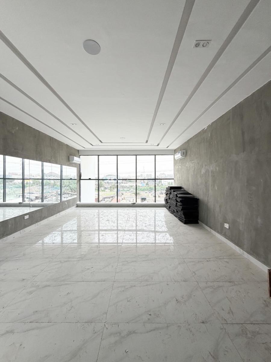 Stunning 2 Bedroom Apartment with Bq, Lekki Phase 1, Lekki, Lagos, Block of Flats for Sale