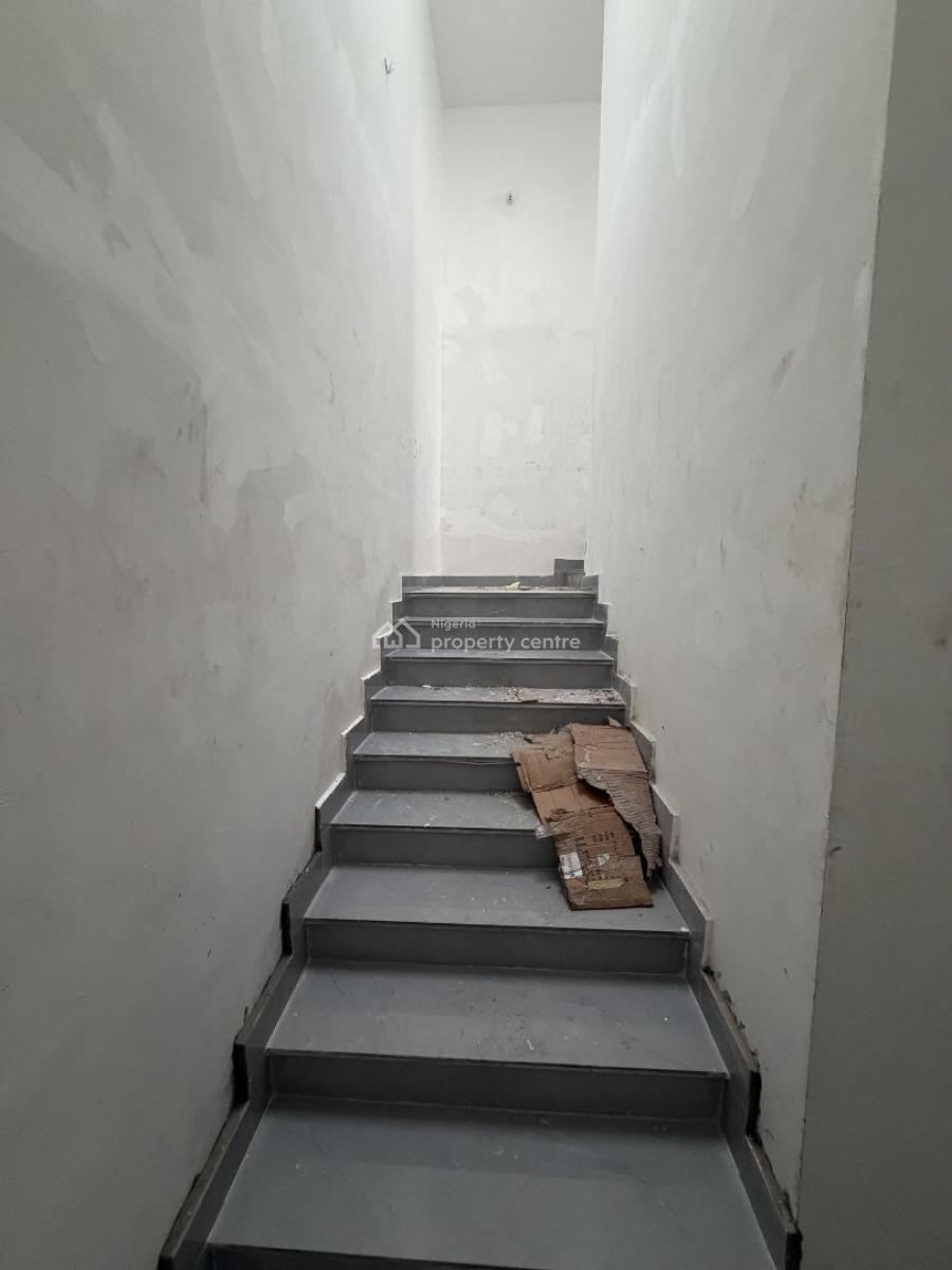 Stunning 2 Bedroom Apartment with Bq, Lekki Phase 1, Lekki, Lagos, Block of Flats for Sale