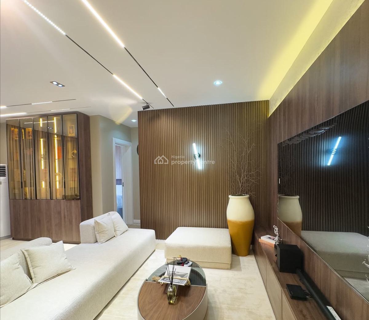 2 Bedroom Apartment, Lekki Phase 1, Lekki, Lagos, Flat / Apartment Short Let