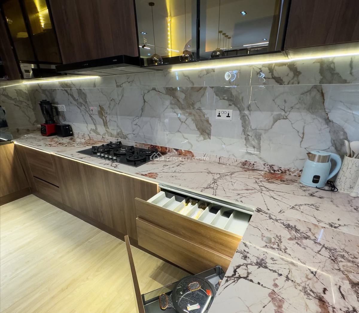 2 Bedroom Apartment, Lekki Phase 1, Lekki, Lagos, Flat / Apartment Short Let