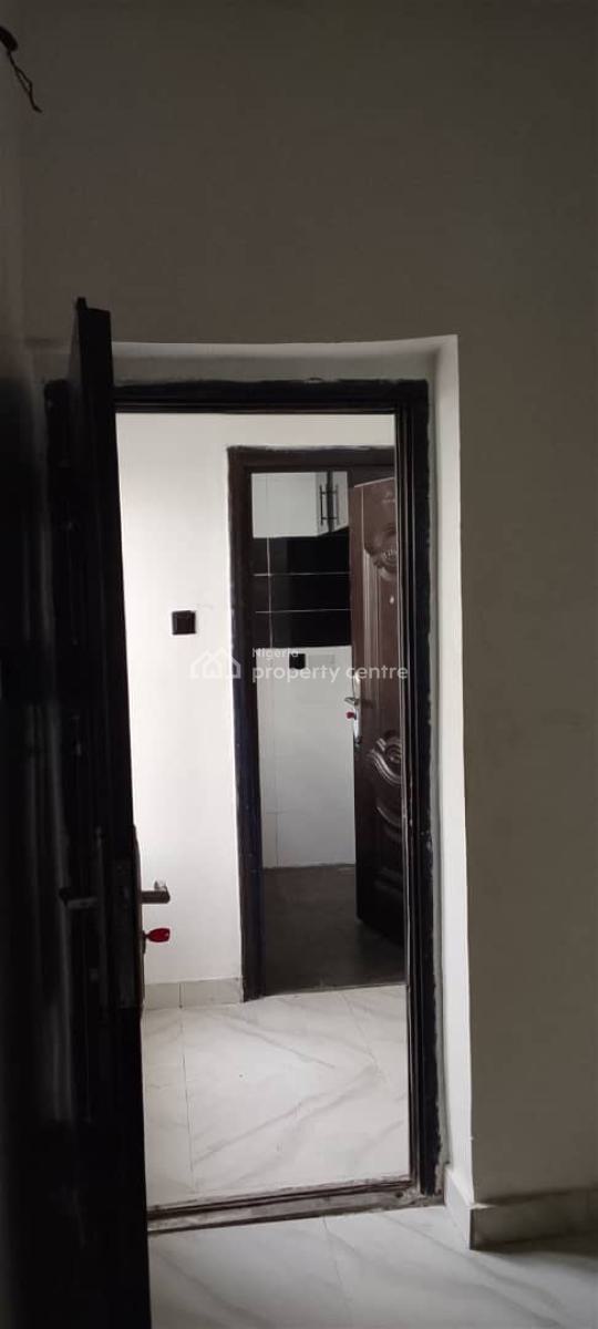 Nice and Spacious Luxury 1 Bedroom Apartment with 2 Toilets, Carlton Gate Estate Chevron, Lekki, Lagos, Mini Flat (room and Parlour) for Rent