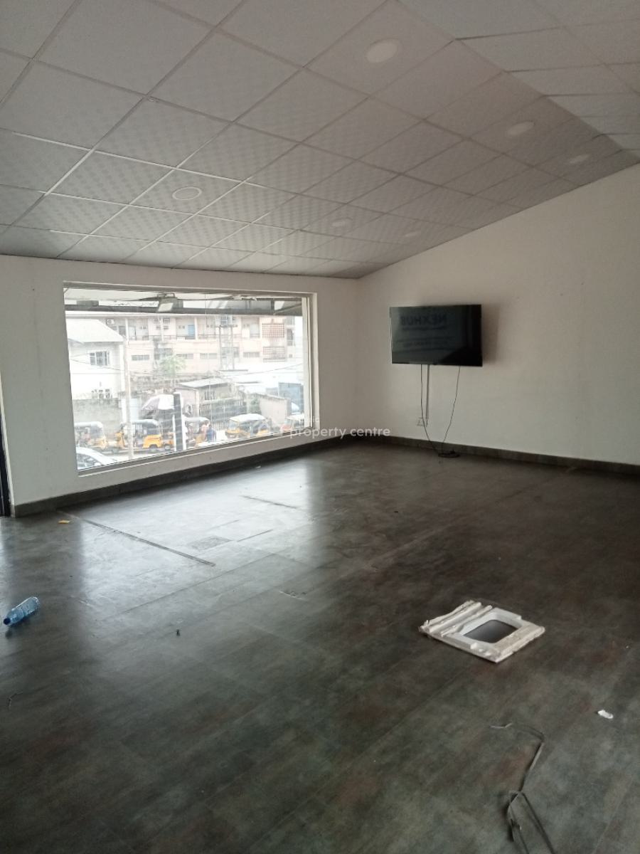 170sqmt Space, Via Allen Avenue, Ikeja, Lagos, Office Space for Rent