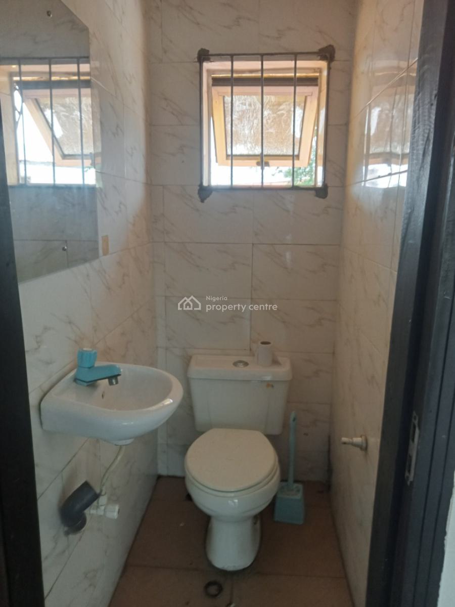 170sqmt Space, Via Allen Avenue, Ikeja, Lagos, Office Space for Rent