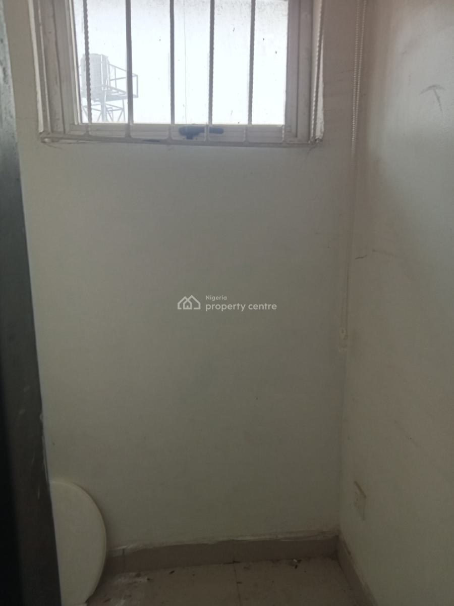 170sqmt Space, Via Allen Avenue, Ikeja, Lagos, Office Space for Rent