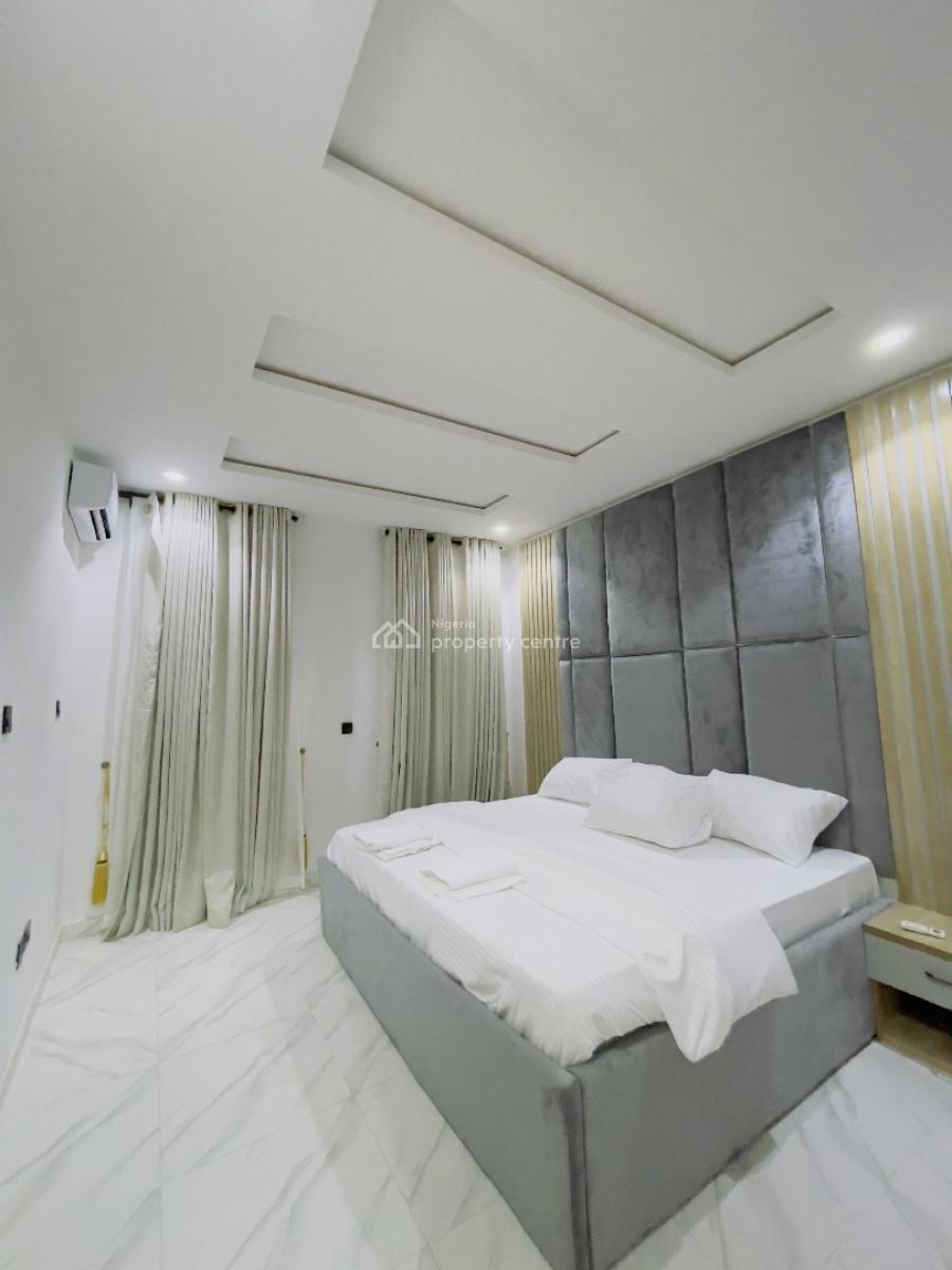 3 Bedroom Apartment, Okota, Isolo, Lagos, Flat / Apartment Short Let