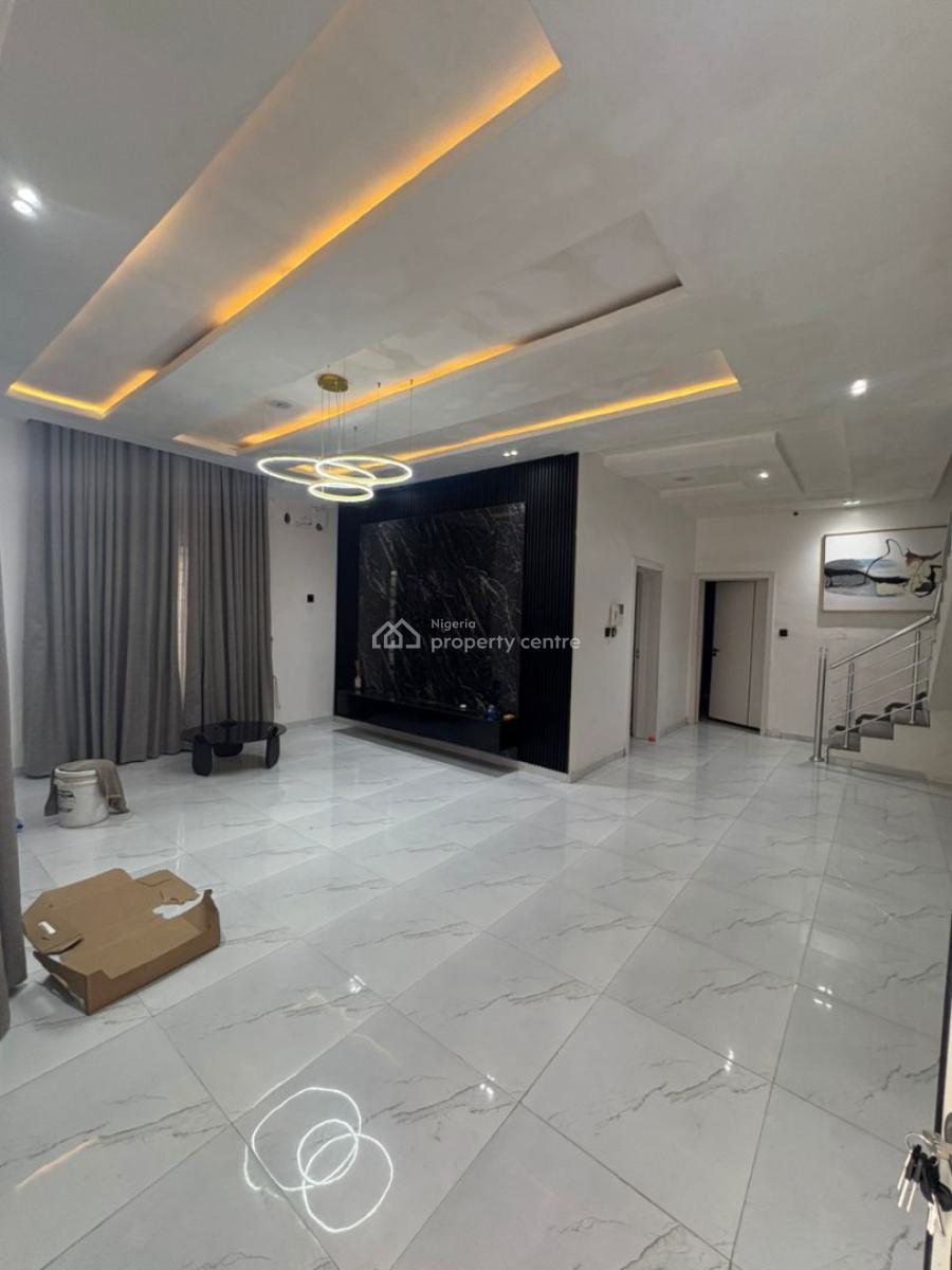 4 Bedroom Duplex, Chevron Drive, Lekki, Lagos, Semi-detached Duplex for Rent