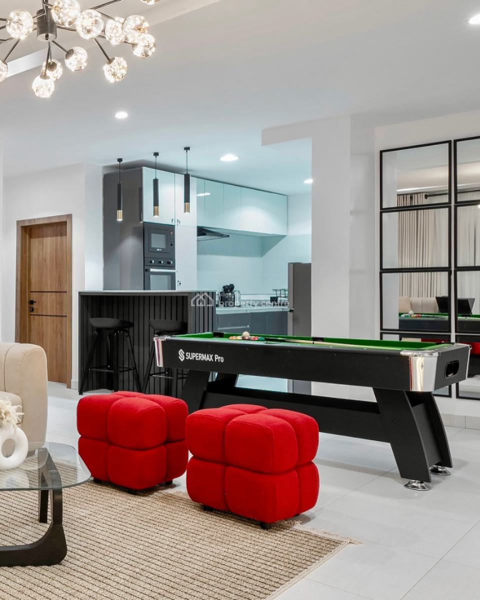 Nicely Furnished 2 Bedroom Apartment, Lekki Phase 1, Lekki, Lagos, Flat / Apartment Short Let