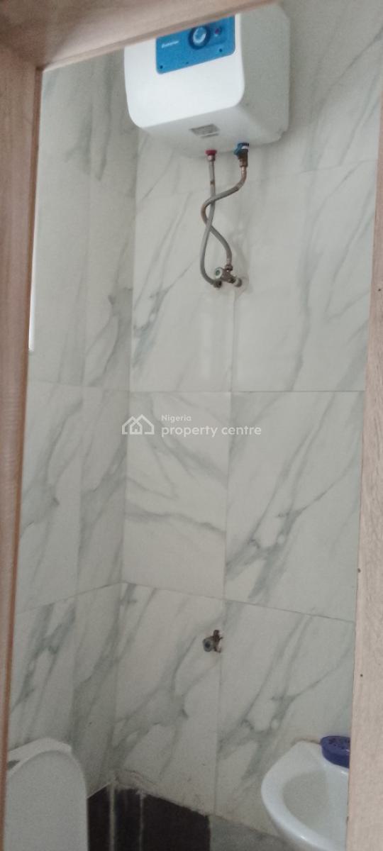 a Spacious Room, Chevron Alternative Route,tulip Heaven Estate, Lekki, Lagos, Self Contain (single Rooms) for Rent