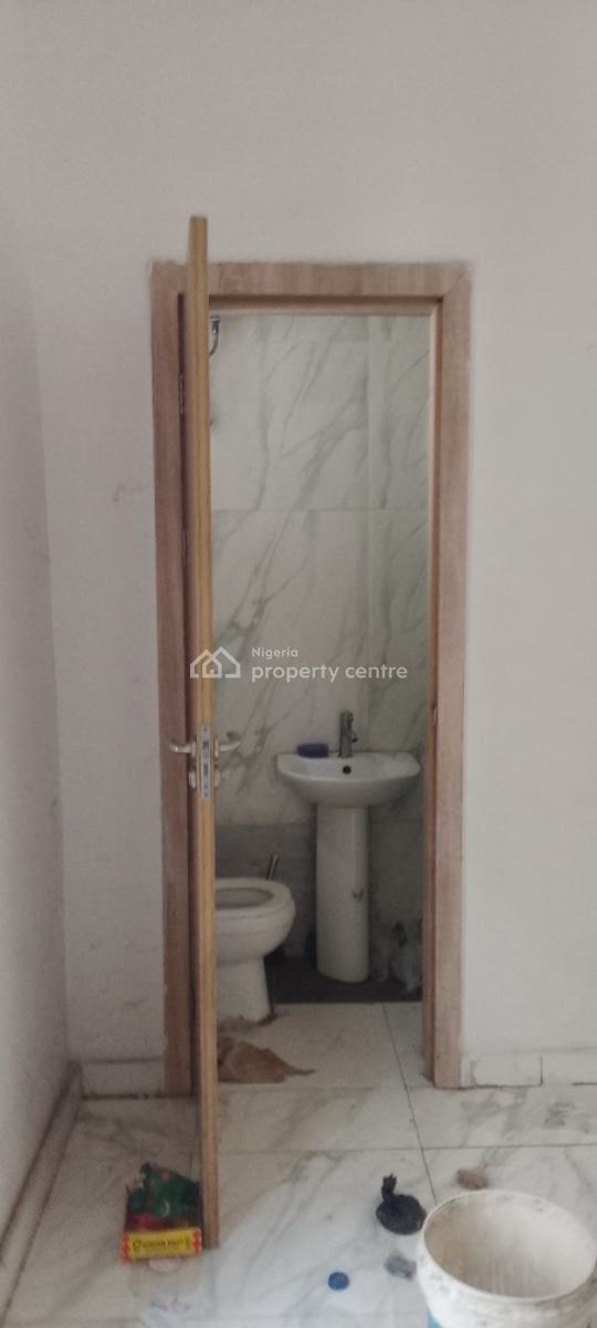 a Spacious Room, Chevron Alternative Route,tulip Heaven Estate, Lekki, Lagos, Self Contain (single Rooms) for Rent