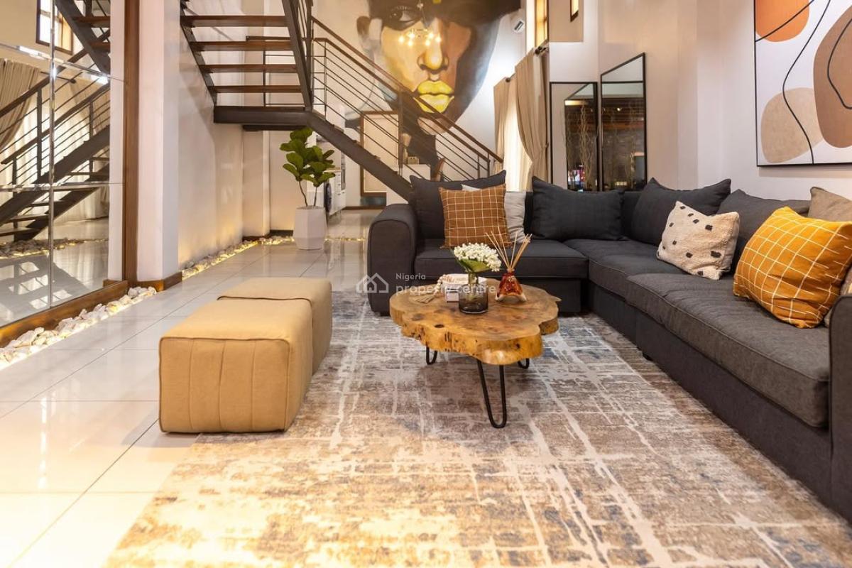 Nicely Furnished 2 Bedroom Apartment, Lekki Phase 1, Lekki, Lagos, Flat / Apartment Short Let