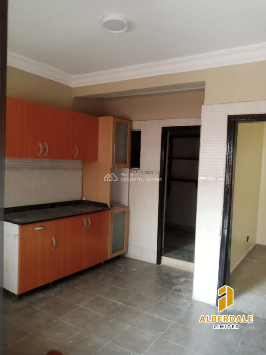 a Nicely Renovated 3-bedroom Flat, Gbagada, Lagos, Flat / Apartment for Rent