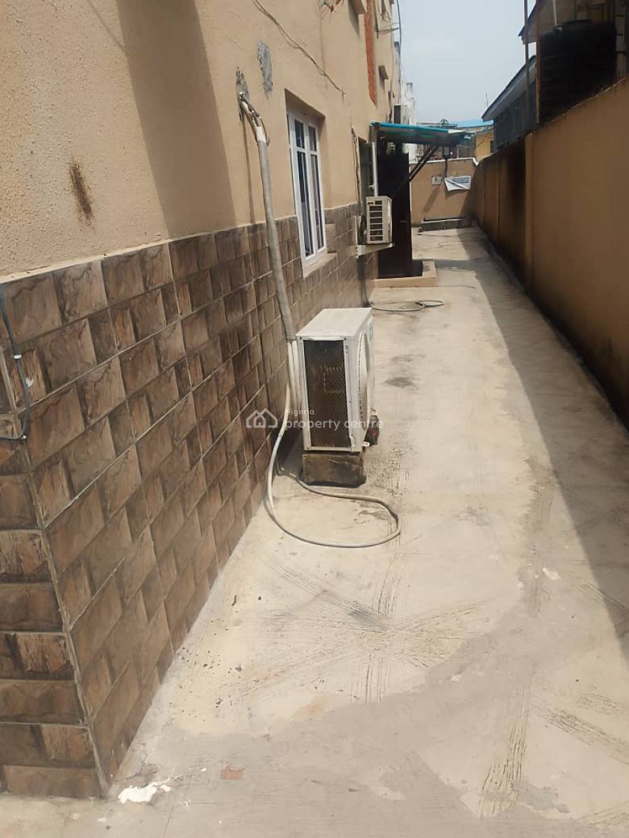 Clean 3-bedroom Office Space, Off Toyin Street, Ikeja, Lagos, Commercial Property for Rent
