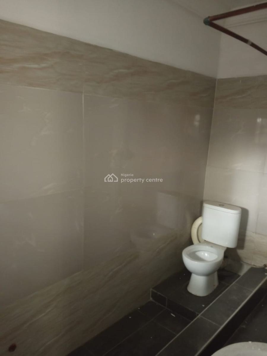 Three Bedrooms Flat, Ado Road, Ajah, Lagos, Flat / Apartment for Rent