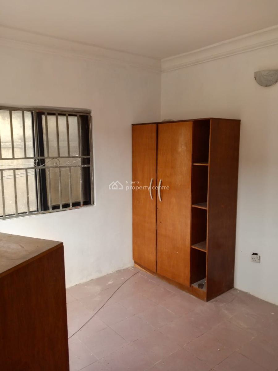 Three Bedrooms Flat, Ado Road, Ajah, Lagos, Flat / Apartment for Rent