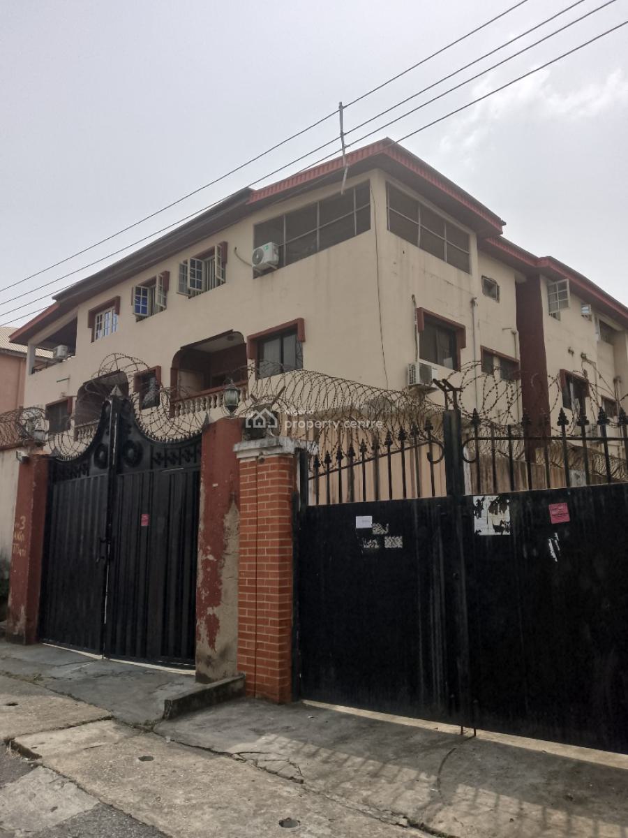 Block of 10 Flats, Magodo Gra Phase 2, Magodo, Lagos, Block of Flats for Sale
