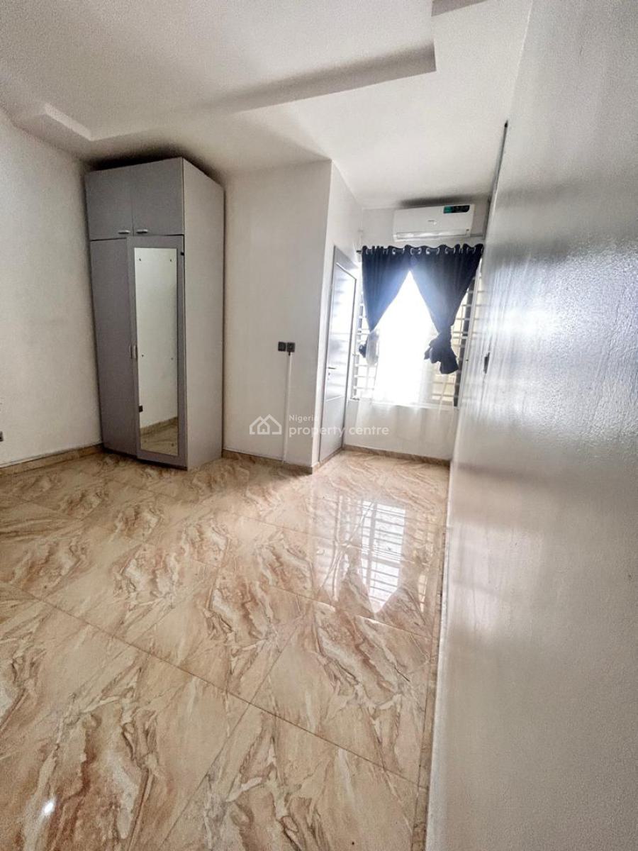 Fully  Serviced 1 Bedroom  Apartment  with 24 Hours Power, Orchid  Road, Lekki, Lagos, Self Contain (single Rooms) for Rent