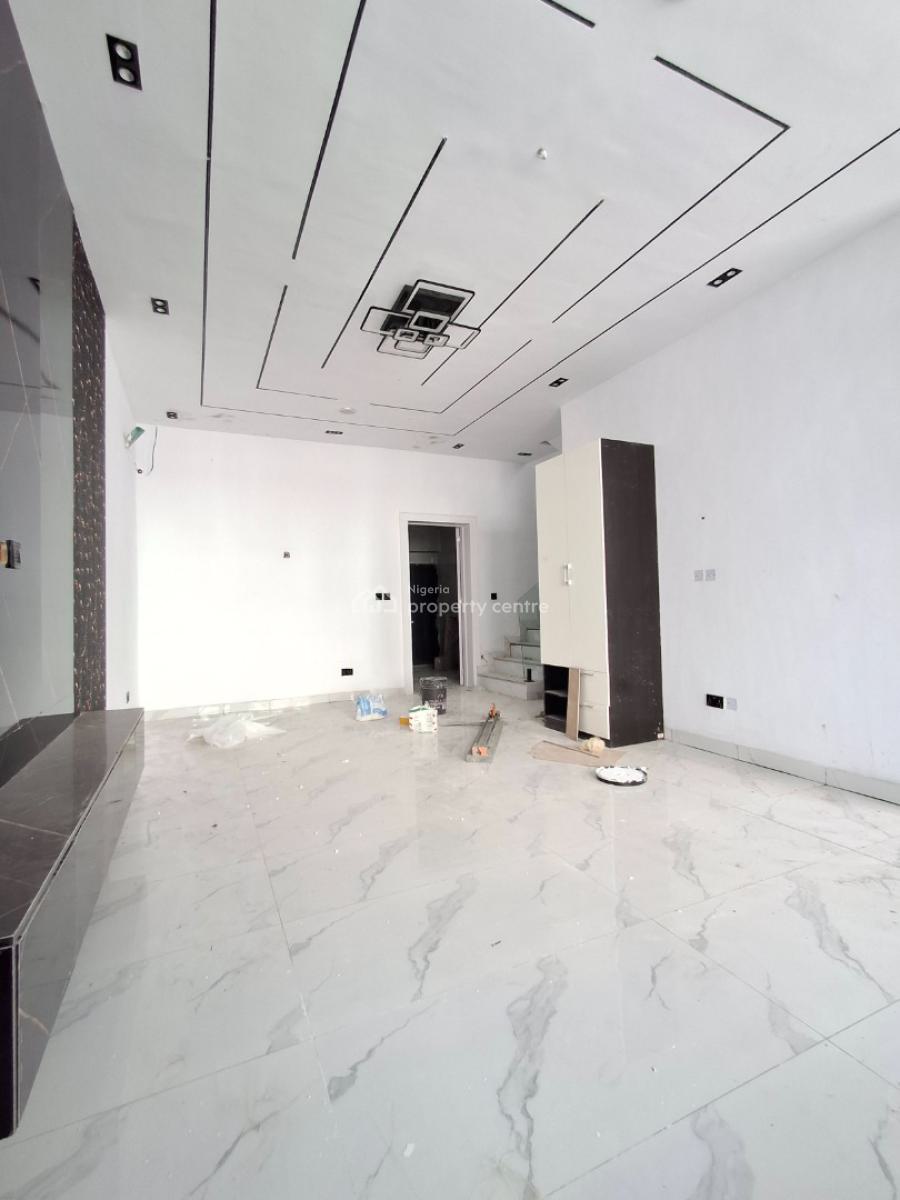 4 Bedrooms Semi Detached Duplex with Bq, Ajah, Lagos, Semi-detached Duplex for Sale