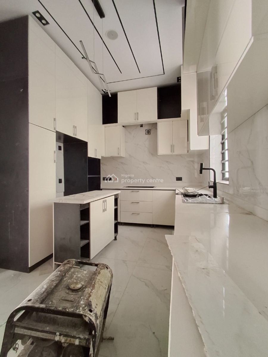 4 Bedrooms Semi Detached Duplex with Bq, Ajah, Lagos, Semi-detached Duplex for Sale