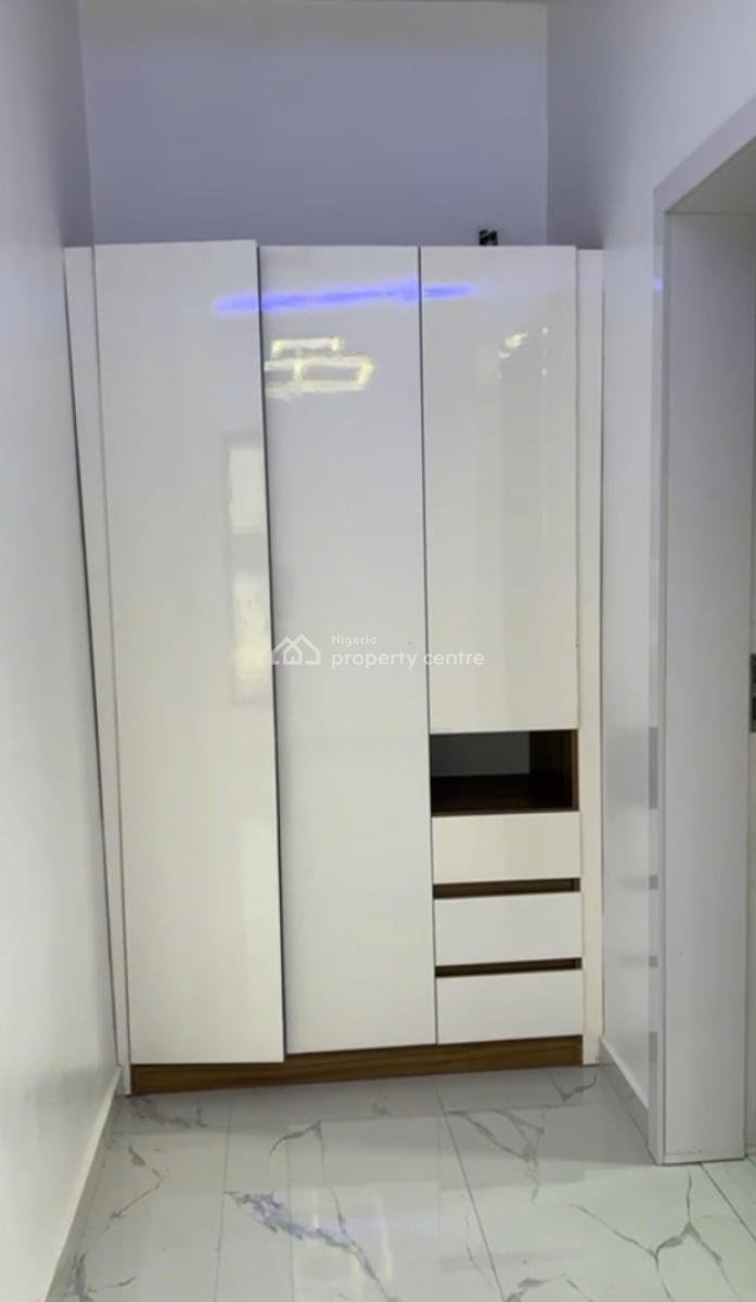 Beautifully Designed 5 Bedrooms Fully Detached with 2 Boys Quarter, Pinnock Phase 3, Ikate, Lekki, Lagos, Detached Duplex for Sale