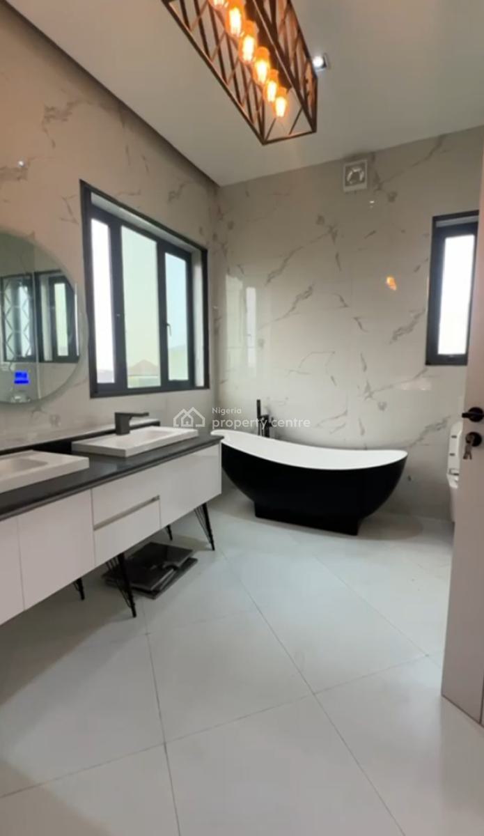 Beautifully Designed 5 Bedrooms Fully Detached with 2 Boys Quarter, Pinnock Phase 3, Ikate, Lekki, Lagos, Detached Duplex for Sale