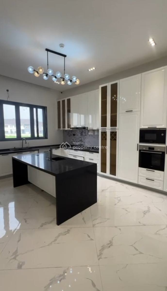 Beautifully Designed 5 Bedrooms Fully Detached with 2 Boys Quarter, Pinnock Phase 3, Ikate, Lekki, Lagos, Detached Duplex for Sale